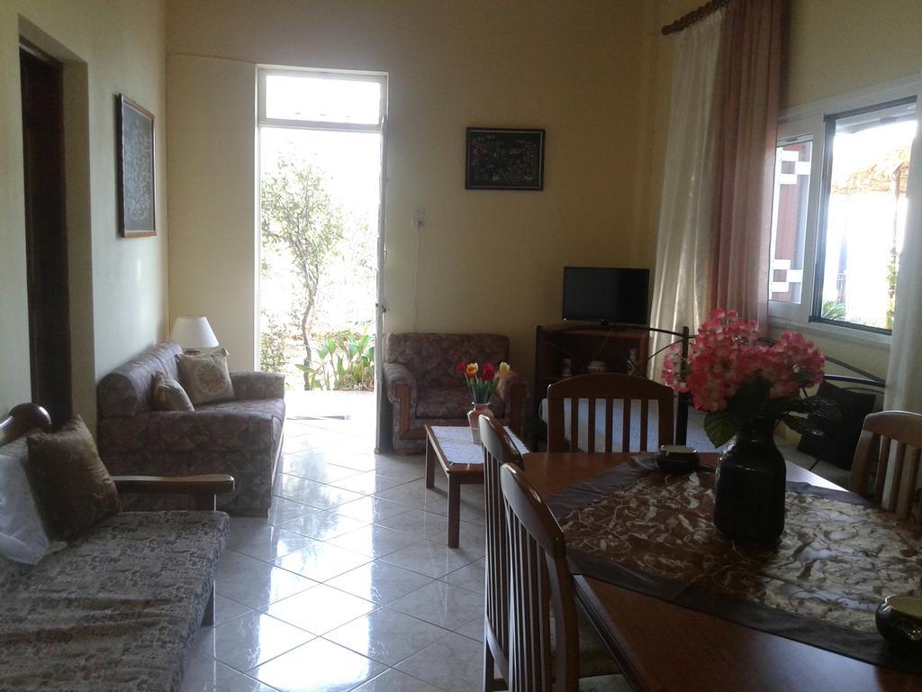 Gramvousa'S Filoxenia Apartment Kissamos Bagian luar foto