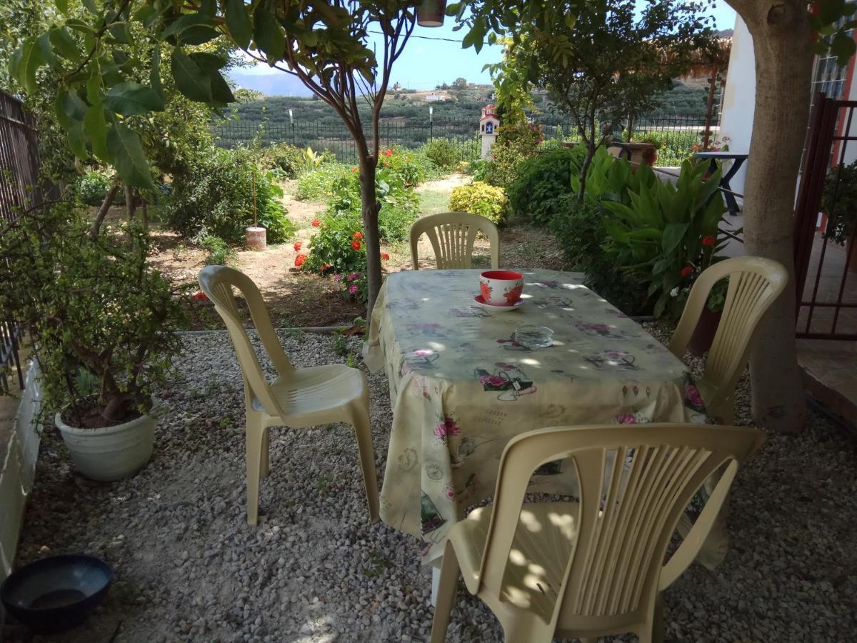Gramvousa'S Filoxenia Apartment Kissamos Bagian luar foto